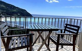 Ocean View Villa With Fast Wi-Fi And Elevator To Town